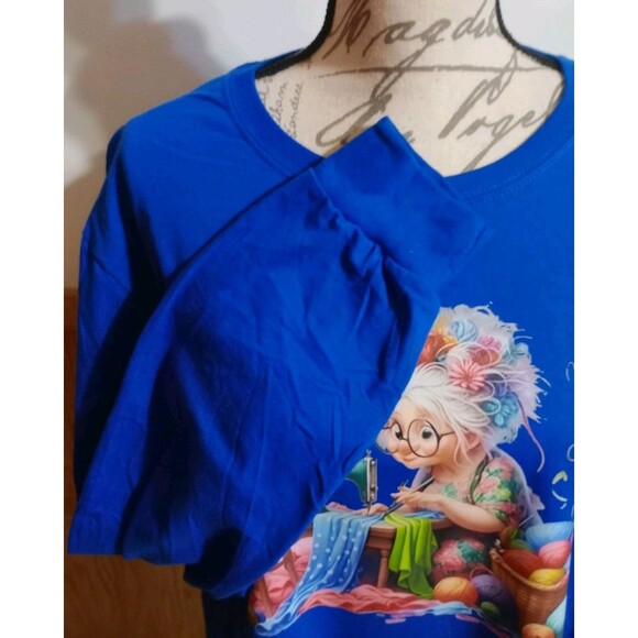 Handmade Women's Crew Neck LS Navy Graphic T-Shirt Sewing Lady Sz XL - Picture 4 of 7